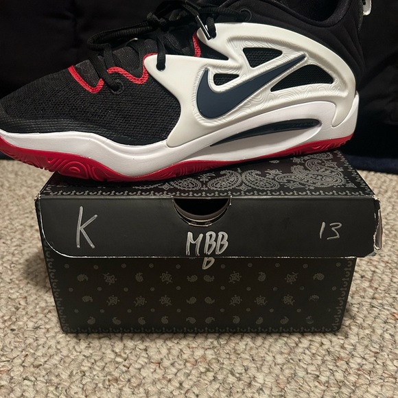 Nike kd 15 UConn team issued promo sample player exclusive size 13 mens - Picture 6 of 11